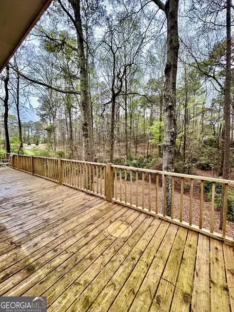 Exterior - 103 Chinaberry Ln, Lagrange, GA 30240 photo 2 of 6