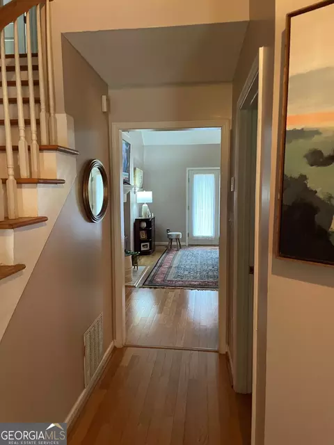 Entry Way - 103 Chinaberry Ln, Lagrange, GA 30240 photo 2 of 7