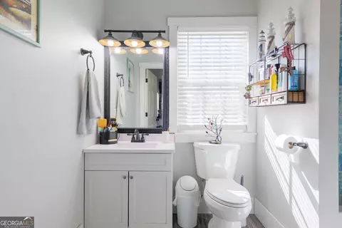 Bath - 150 Quail Run Cir, Adel, GA 31620 photo 6 of 6