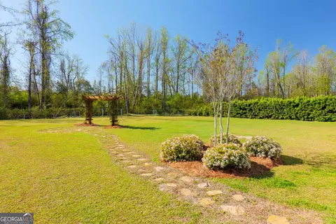 Exterior - 150 Quail Run Cir, Adel, GA 31620 photo 11 of 11