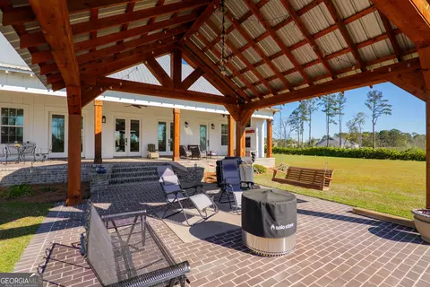 Exterior - 150 Quail Run Cir, Adel, GA 31620 photo 8 of 11