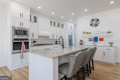 Kitchen - 150 Quail Run Cir, Adel, GA 31620 photo 1 of 8