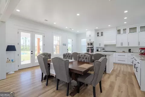 Dining - 150 Quail Run Cir, Adel, GA 31620 photo 1 of 1
