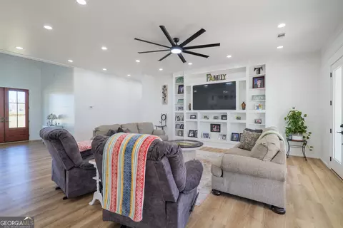 Other - 150 Quail Run Cir, Adel, GA 31620 photo 1 of 16
