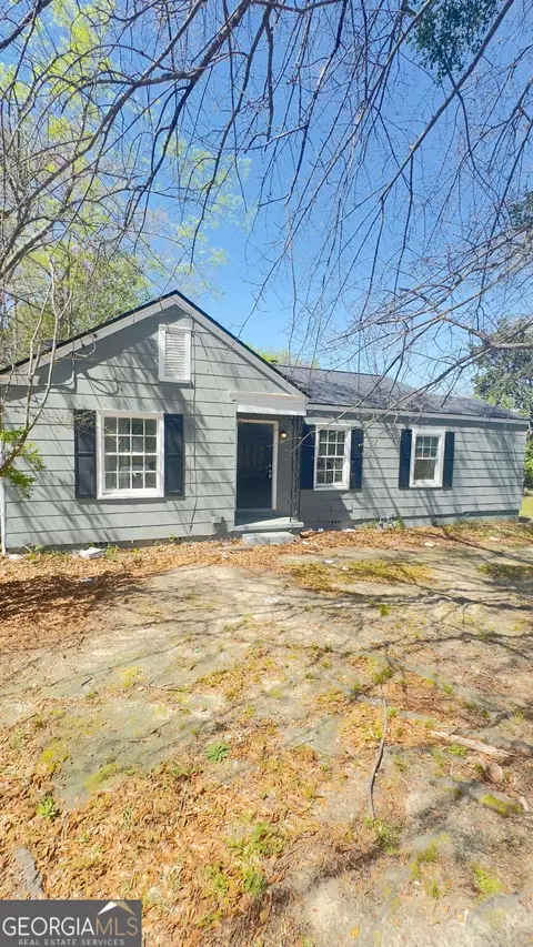 3939 Mathis St, Macon, GA 31206
