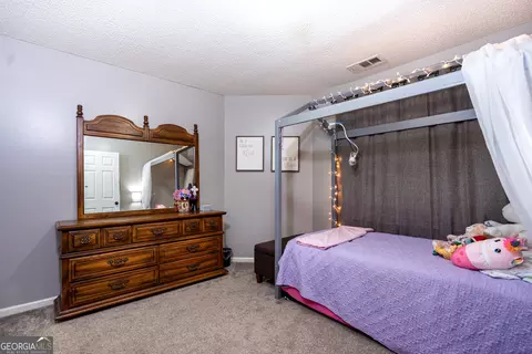 Bedroom - 121 Taylor Len Dr, Lagrange, GA 30240 photo 3 of 5