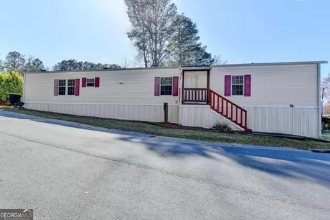 36 W Mockingbird Ln, Lawrenceville, GA 30044