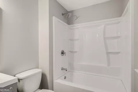 Bath - 6972 Vesta Brook Dr, Morrow, GA 30260 photo 3 of 4