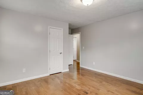 Bedroom - 6972 Vesta Brook Dr, Morrow, GA 30260 photo 9 of 11