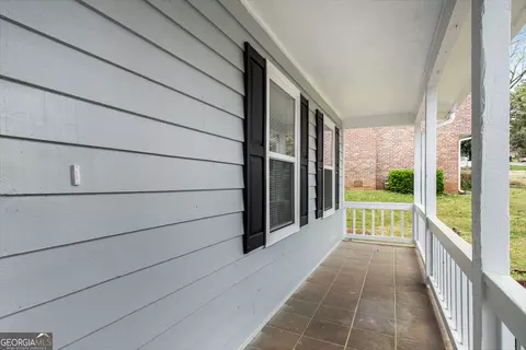 Exterior - 6972 Vesta Brook Dr, Morrow, GA 30260 photo 2 of 4