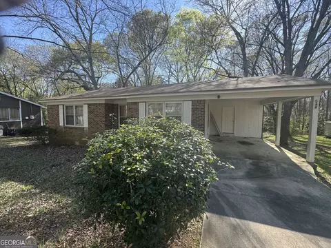 548 Hough Cir, Madison, GA 30650
