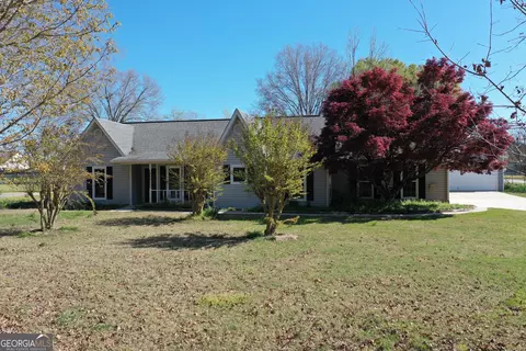 568 Thompson Mill Rd, Bonaire, GA 31005