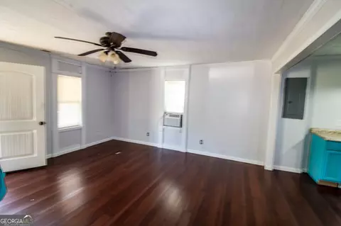 Living - 3279 Roanoke Rd, Lagrange, GA 30240 photo 2 of 2