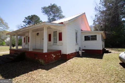 Exterior - 3279 Roanoke Rd, Lagrange, GA 30240 photo 2 of 3