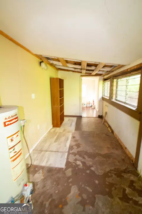Entry Way - 3279 Roanoke Rd, Lagrange, GA 30240 photo 1 of 1