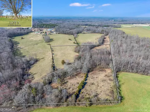 3 The Oaks Dr, Hartwell, GA 30643