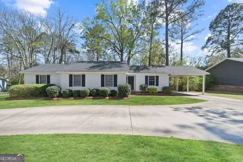 1893 Timberlane Rd, Milledgeville, GA 31061
