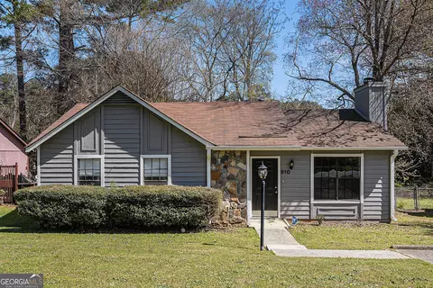 910 Brandon Hill Way, Jonesboro, GA 30238