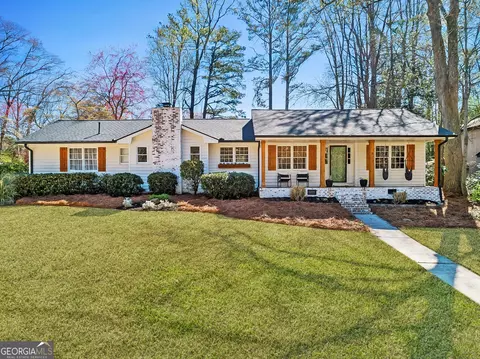 820 Valleymeade Dr SE, Marietta, GA 30067