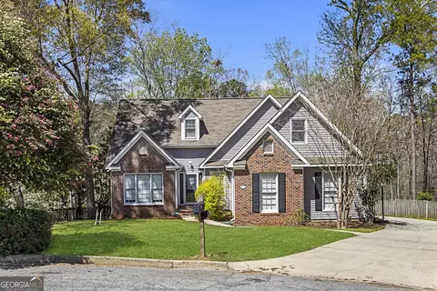 489 Ashville Dr, Macon, GA 31210