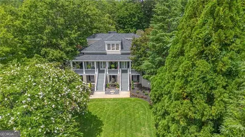 117 N Cove Dr, Peachtree City, GA 30269