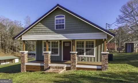 92 Mcgriff St, Heflin, AL 36264