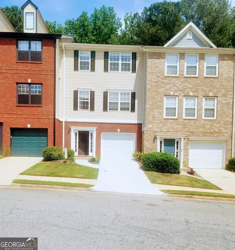 523 Lantern Wood Dr, Scottdale, GA 30079