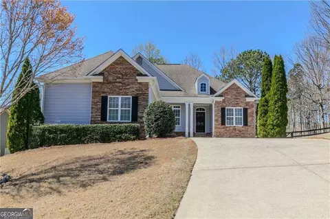 29 Roberson Dr NE, Cartersville, GA 30121