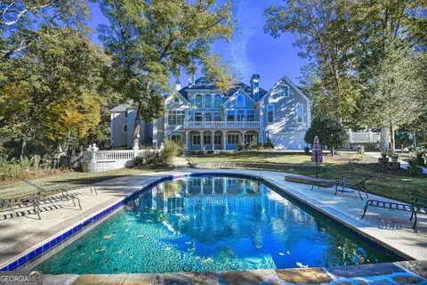 6020 Riverside Dr, Atlanta, GA 30328