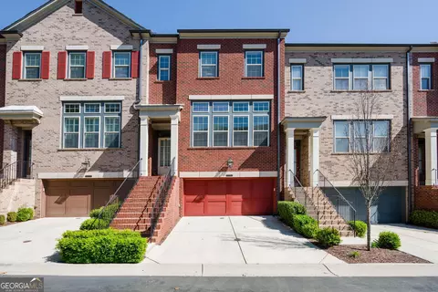 1096 Holly Ave, Dunwoody, GA 30338