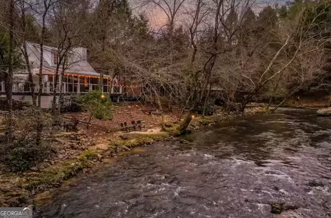 25 Kayak Village Dr #4, Ellijay, GA 30536