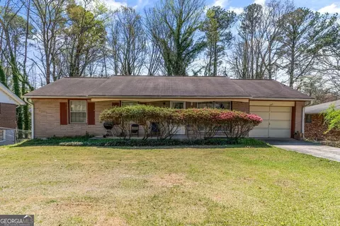 447 Wavelyn Way, Riverdale, GA 30274
