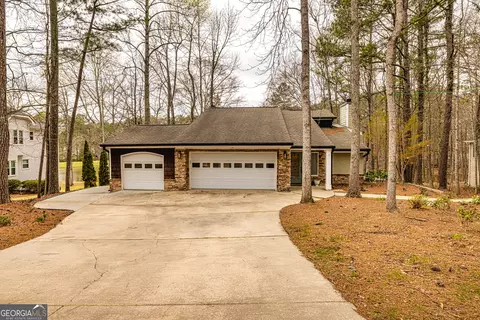 171 Rockspray Rdg, Peachtree City, GA 30269