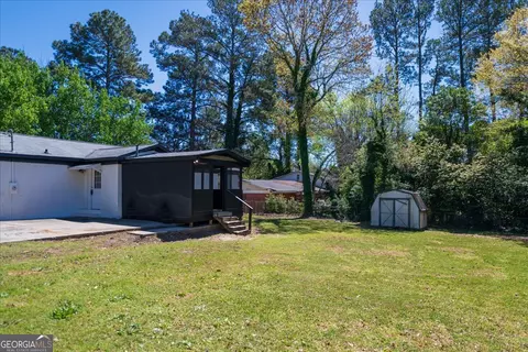Exterior - 500 Pinecrest Dr, Warner Robins, GA 31093 photo 3 of 10