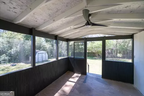 Exterior - 500 Pinecrest Dr, Warner Robins, GA 31093 photo 1 of 10