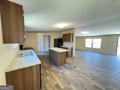 Kitchen - 183 Jack Pinyon Rd, Jasper, GA 30143 photo 2 of 6