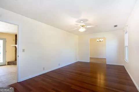 Living - 110 W Pyne Dr, Lagrange, GA 30240 photo 1 of 4