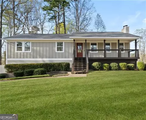 588 Ayres Rd, Mableton, GA 30126