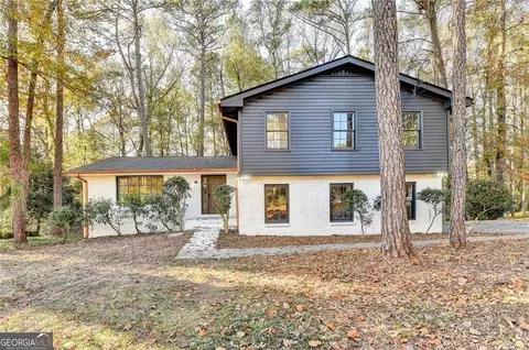 2887 Hickory Ln, Snellville, GA 30078