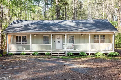 78 N Cove Dr, Hogansville, GA 30230