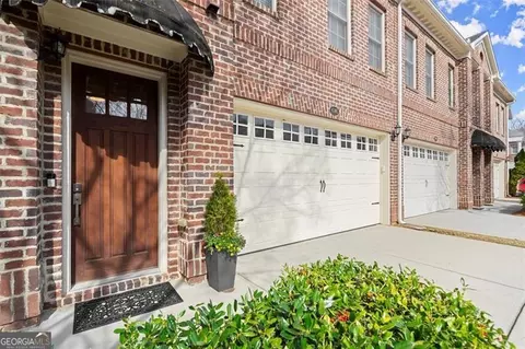 4146 Fischer Way, Atlanta, GA 30341