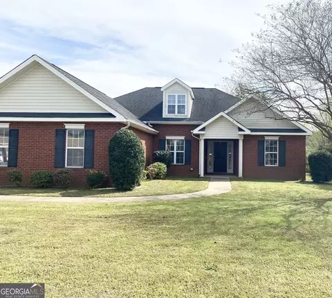 203 Thornwood Dr, Bonaire, GA 31005