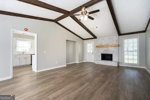 Living - 218 Hearthstone Dr, Lagrange, GA 30241 photo 2 of 3