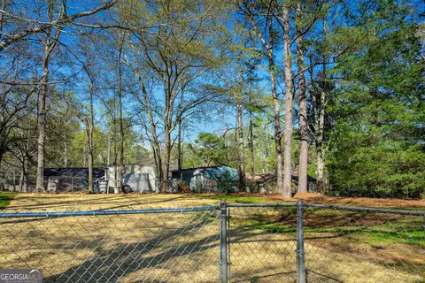 Exterior - 218 Hearthstone Dr, Lagrange, GA 30241 photo 4 of 4