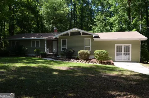 2186 Natsihi Trl, Macon, GA 31220