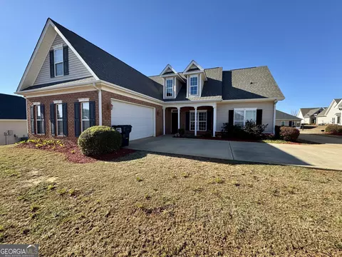 1202 Quail Ridge Ln, Perry, GA 31069