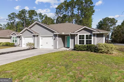100 Gary Cir, Saint Marys, GA 31558