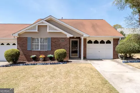 6827 Oak View Ct, Riverdale, GA 30274