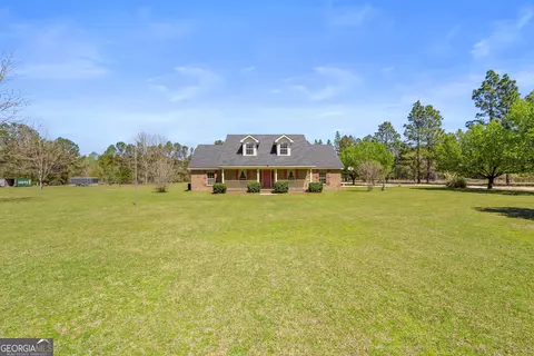 Exterior - 595 Davis Rd, Pembroke, GA 31321 photo 1 of 2