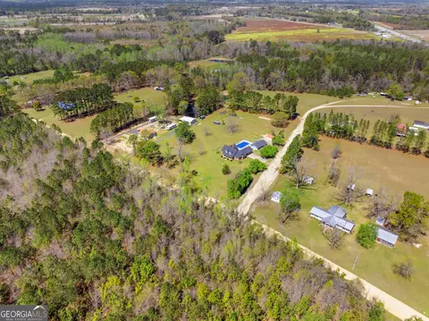 View/Area - 595 Davis Rd, Pembroke, GA 31321 photo 4 of 5